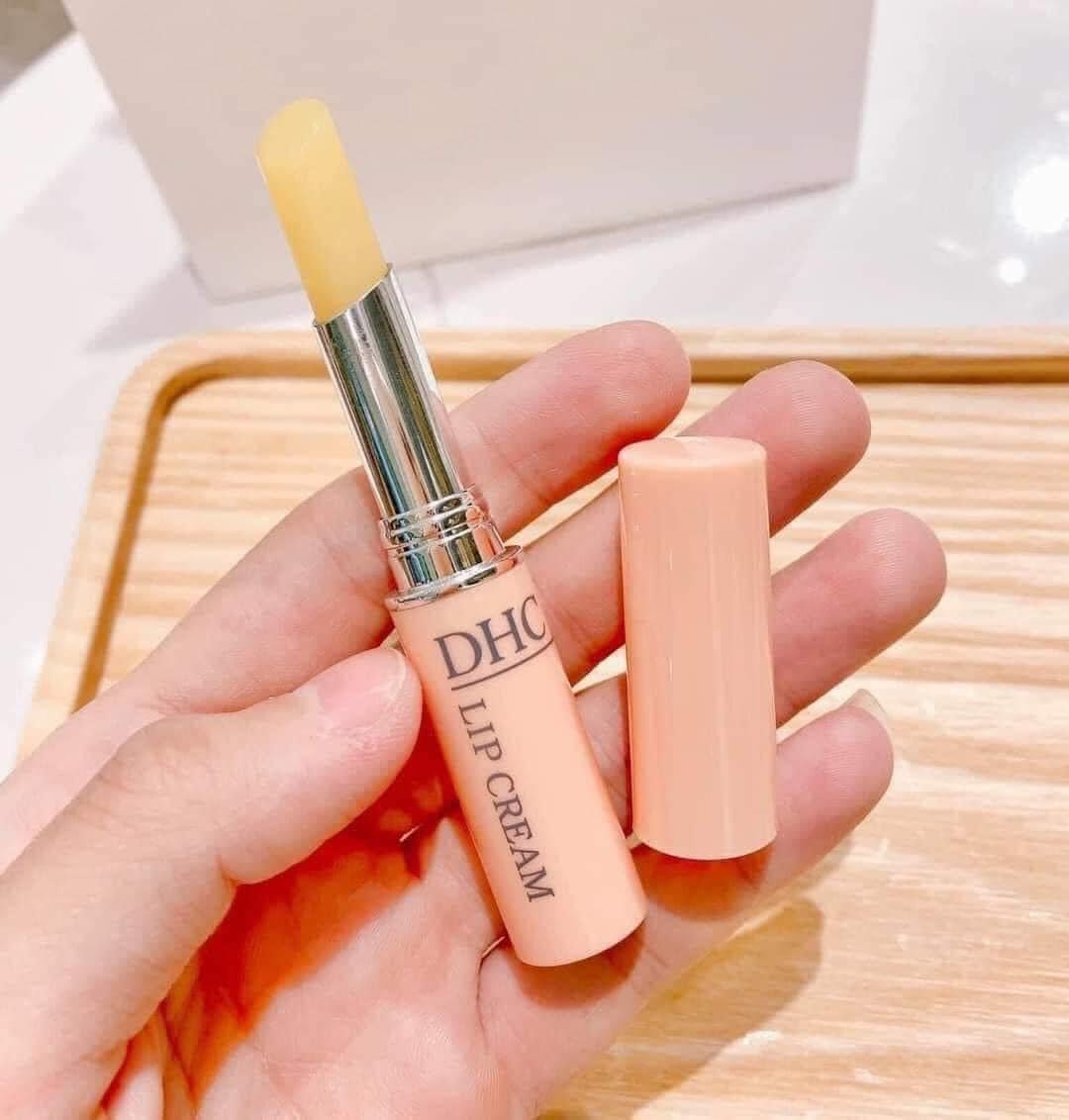 Son Dưỡng Ẩm Cho Môi Mềm Mại, Mịn Màng DHC Lip Cream